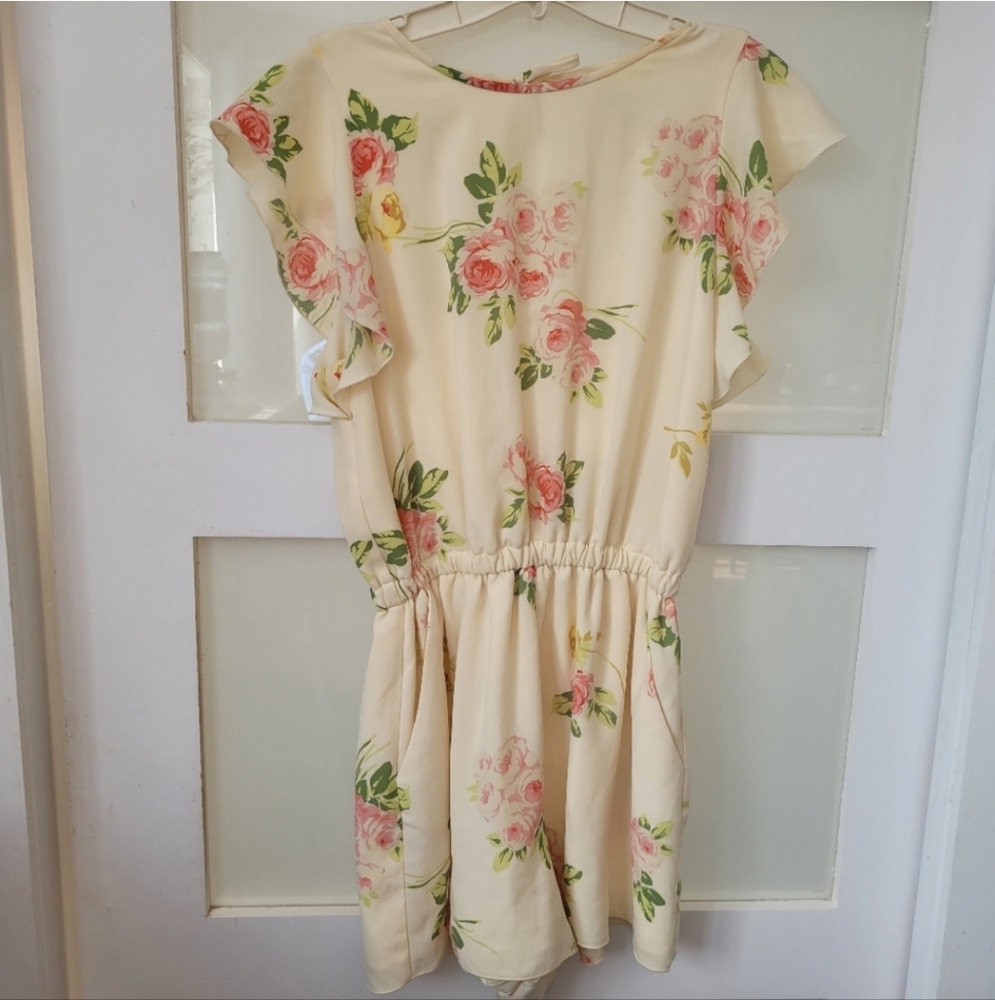 Wilfred Size Small Lined Romper